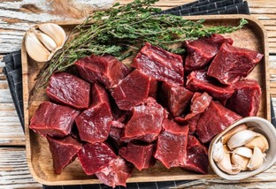 Rico em ferro, cálcio, zinco e proteínas, o coração de boi pode surpreender pelo sabor e versatilidade na forma de preparo.