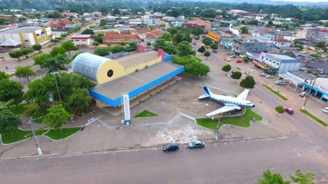 Vista área onde está o avião Douglas DC-3. Foto: Divulgação