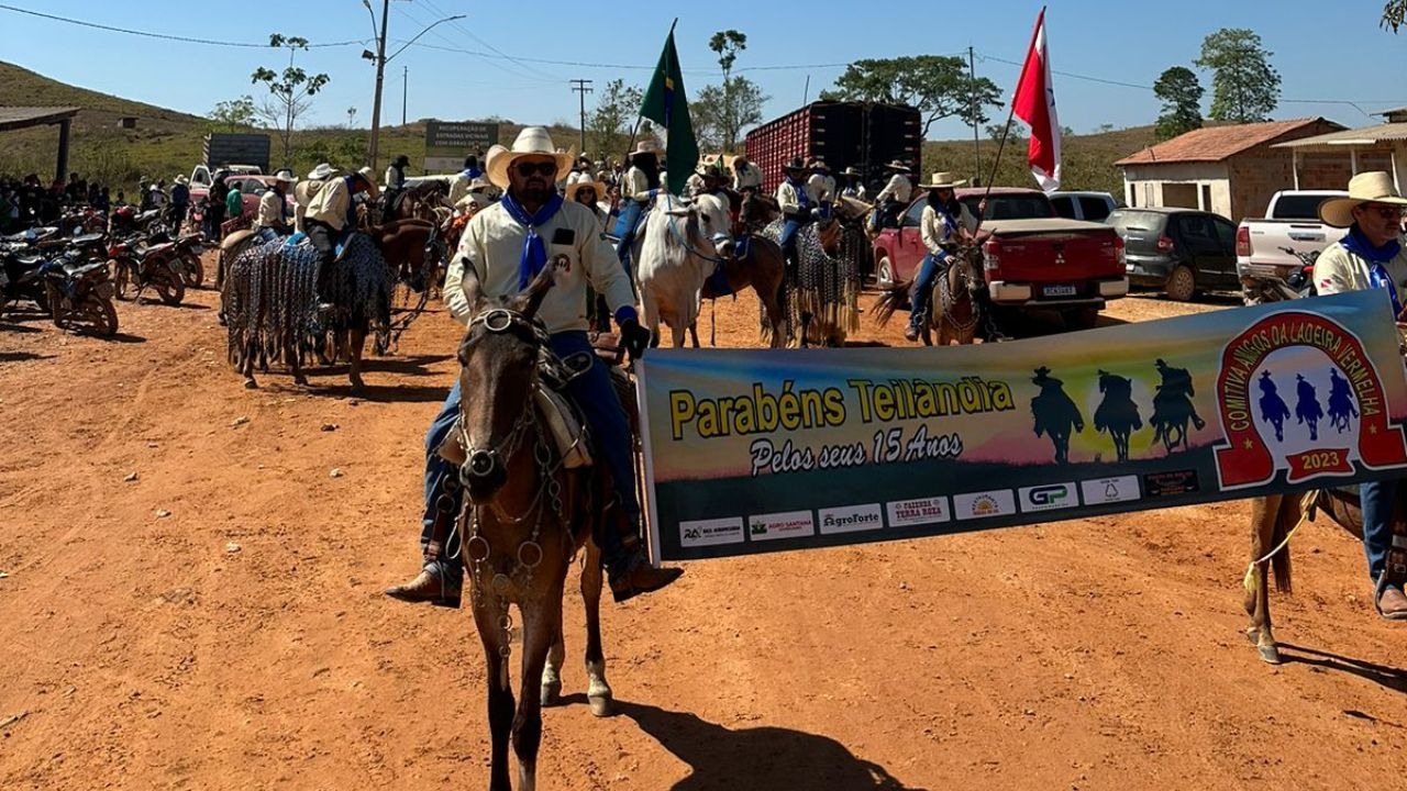 Cavalgada da Vila Teilândia, durante a comemoração do 15º aniversário do município. Foto: Divulgação