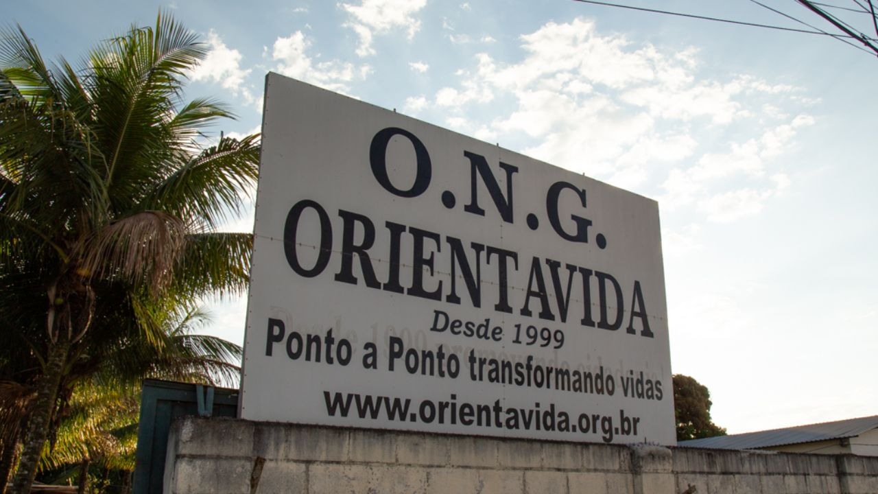 Fachada da ONG Orientavida, localizada em Nossa Senhora Aparecida (SP). Foto: Divulgação