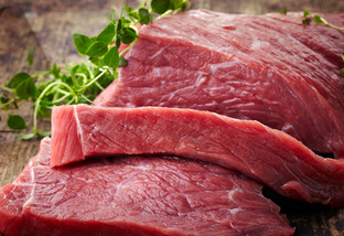 Consumo de carne bovina deve ser favorecido pela economia, reforça analista do Cepea