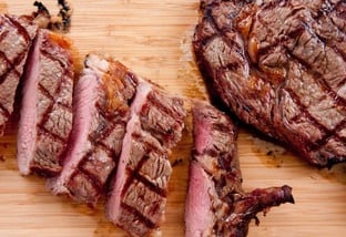 Cientistas australianos confirmam o papel vital da carne vermelha e pecuária
