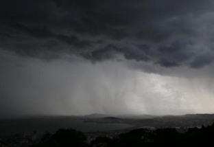Previsões de chuvas irregulares e alerta climático para o centro-norte do Brasil