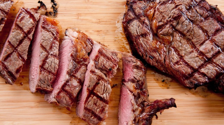 Cientistas australianos confirmam o papel vital da carne vermelha e pecuária