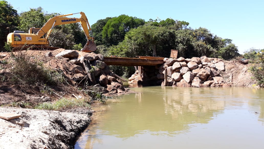 Reforma de 1.500 km de estradas rurais deve beneficiar produtores de cidade ao Norte do MT