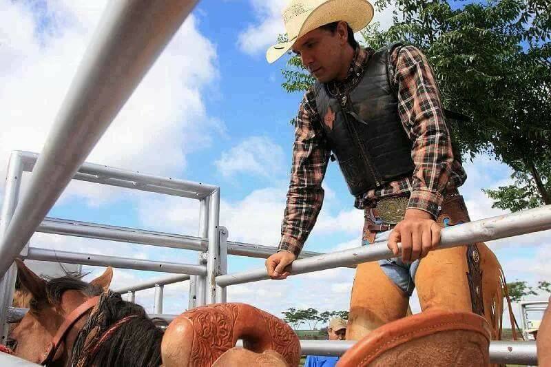 Conheça a história do maior campeão do rodeio de Barretos, presença confirmada no 4º Team Penning do Bem