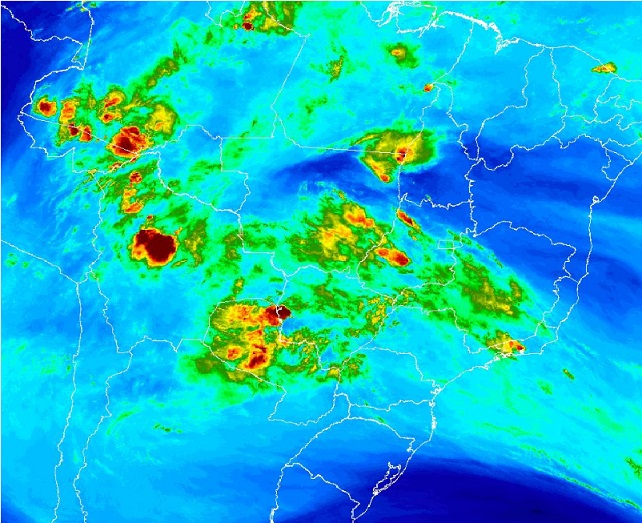 Lavouras de soja vão receber chuvas neste domingo